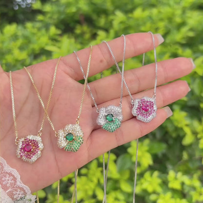 Collar Flor 3D con Zirconias