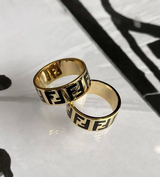 Anillo Fendi
