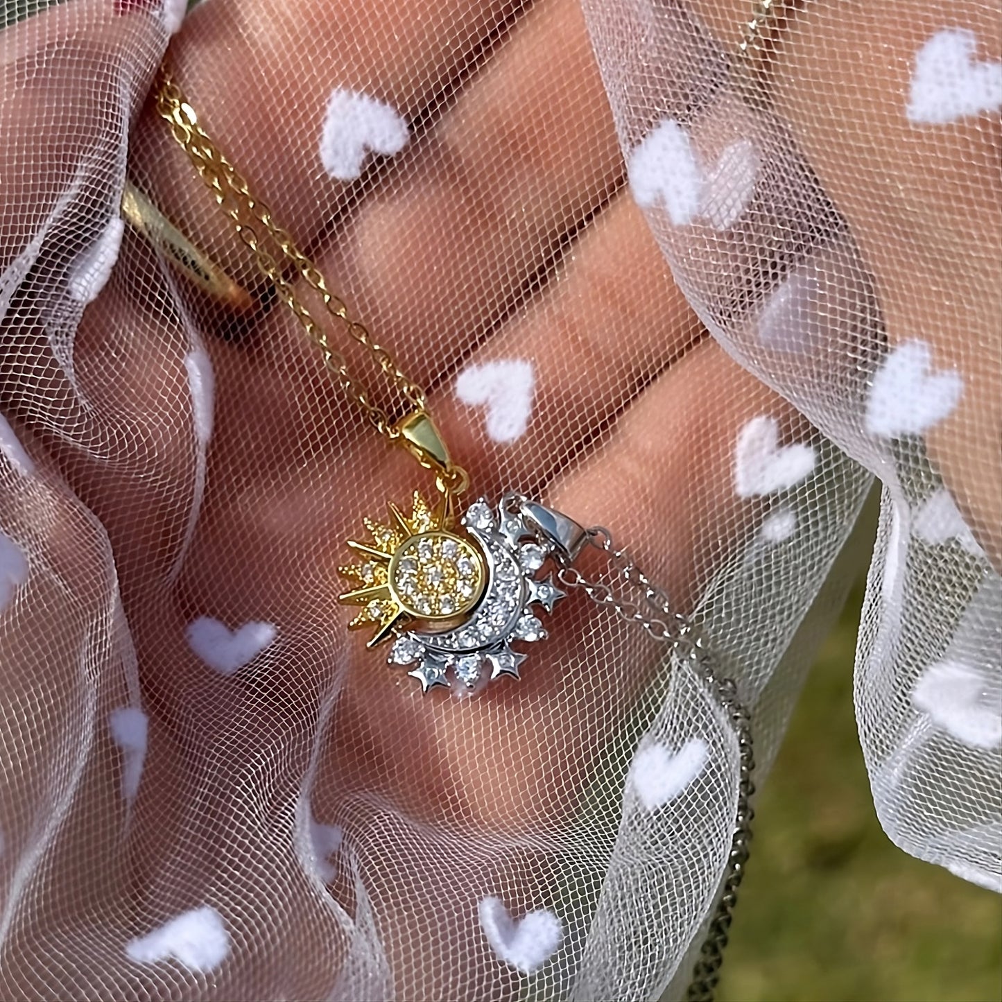 Duo de Collar Sol y Luna